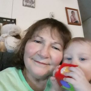 Meet your Posher, Dinah